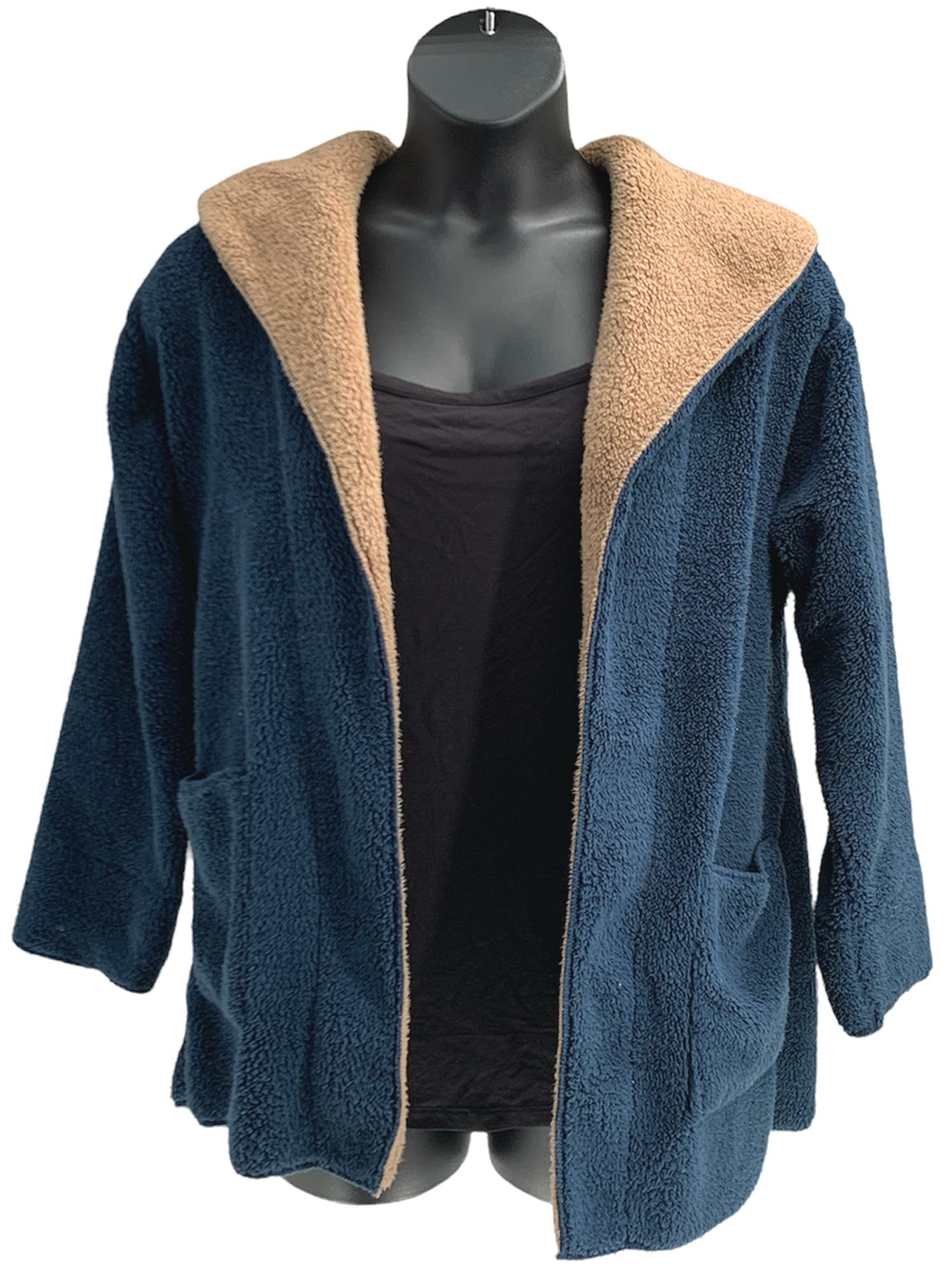 Koolaburra by UGG Sherpa Fleece Shawl 