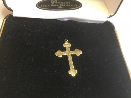 A.J.H. Ciondolo crocifisso in oro laminato anni 70 - Foto 4 di 4
