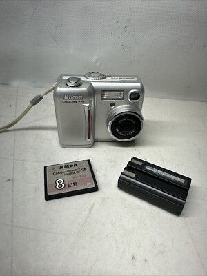   NIKON Coolpix 775 Digital Camera Bundle 2.1 MP Silver + Memory Card Bundle  