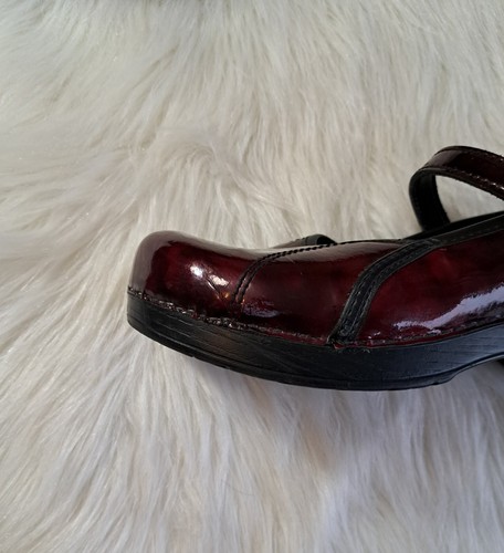 SALE. Sz 11-11.5 Dansko $160 burgandy leather mary janes - Picture 6 of 13