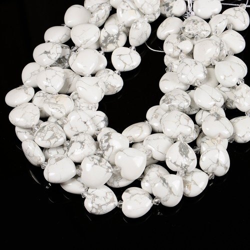 Natural White Howlite Heart Shape Beads Size 20mm 15.5'' Strand - Picture 2 of 2