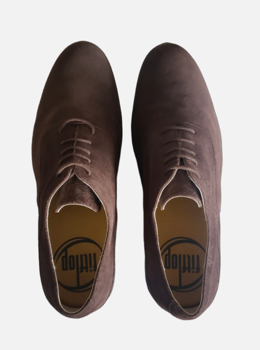 FitFlop Mens Lewis Suede Lace up Brown Suede Oxford Sneaker  display picture 2