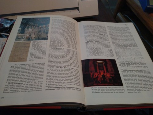 VINTAGE 1974 READERS DIGEST TREASURES OF AMERICA WHERE TO FIND THEM - 624 PAGES - Picture 2 of 3