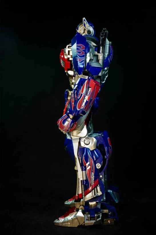 Unique Toys Transformation Last Knight OP Commander Prime UT R-02 Action Figure - Image 4 of 4