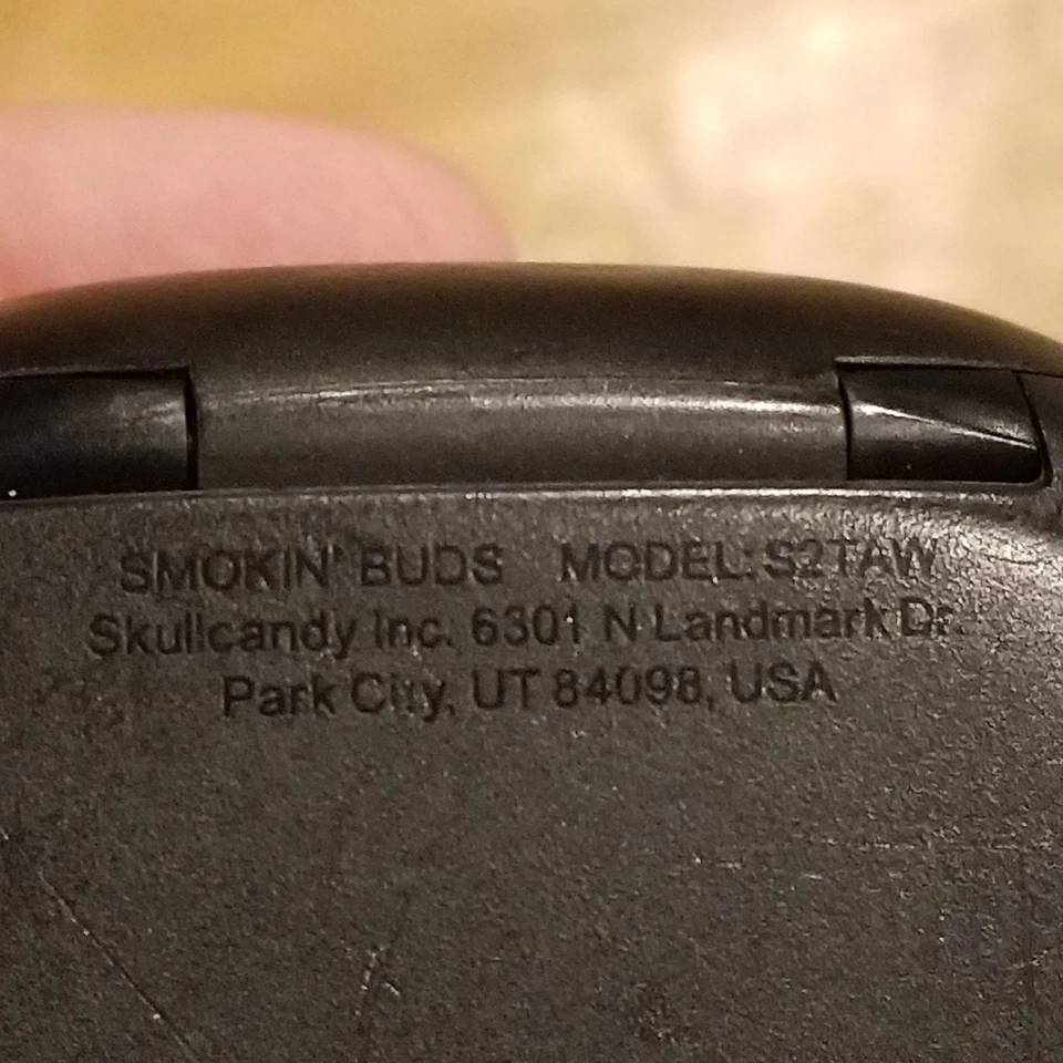 Skullcandy Smokin' Buds OEM repuesto SOLO ESTUCHE negro 0355 Foto 4 de 4