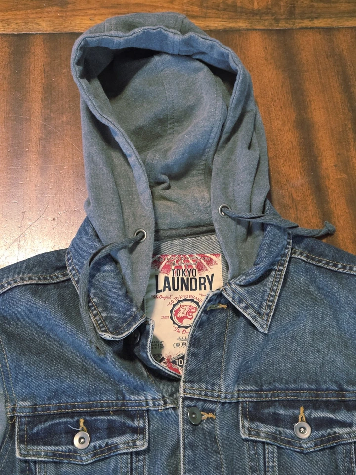Sudadera con capucha de mezclilla con botones Tokyo Laundry para hombre mediana grunge Foto 4 de 4