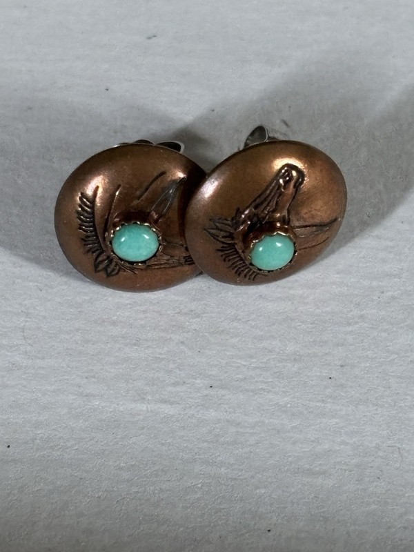 Native American Tourquise Copper Earrings Pierced 1/2 with Barrett’s