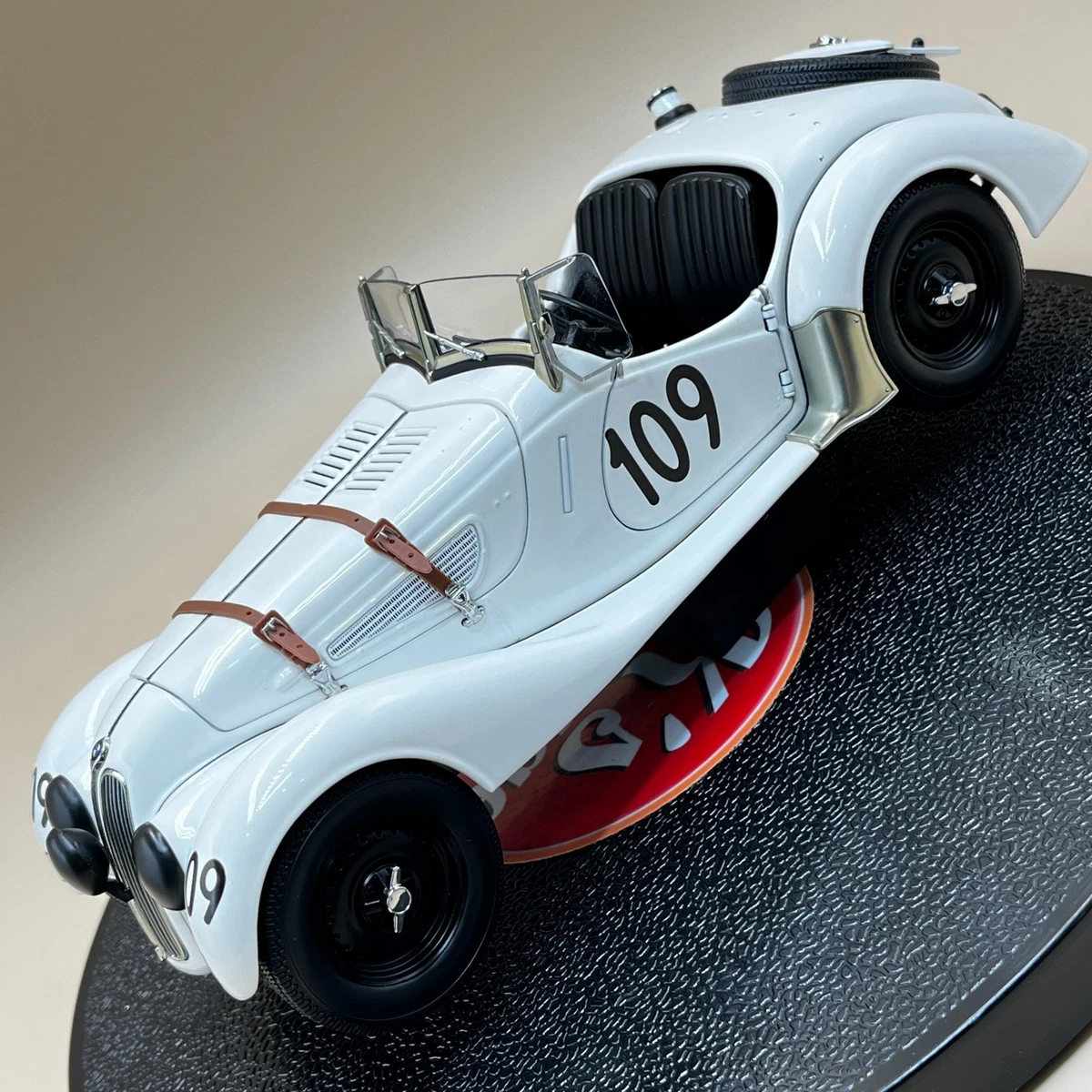 オートアート製 BMW600 ホワイト　1/18 AUTOart BMW 1:18 Scale Diecast & Toy Vehicles for sale - eBay