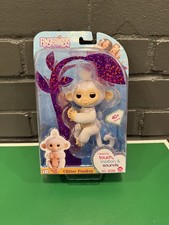 WowWee Fingerlings Glitter Monkey  Sugar  Interactive Baby Pet Monkey-see pics
