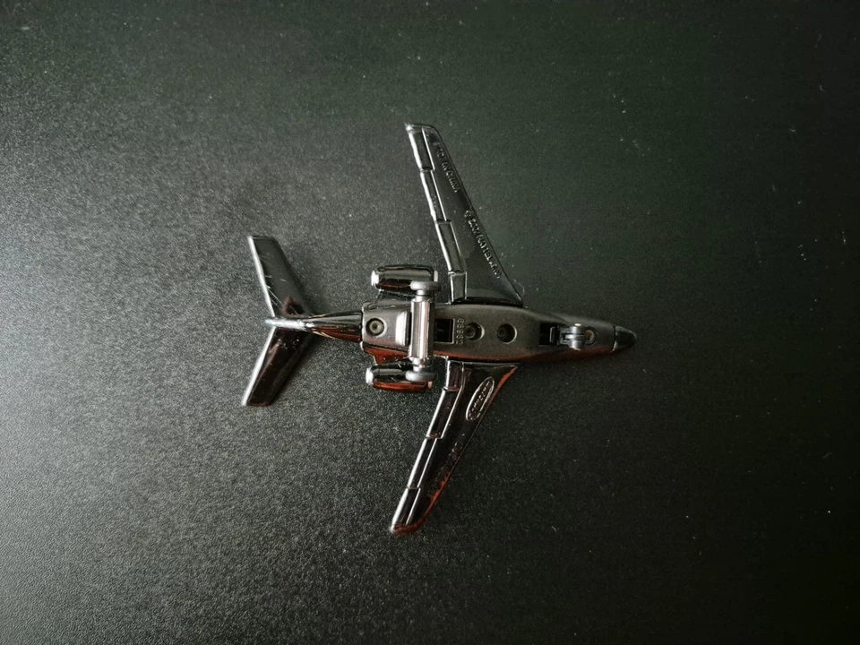 2002 Matchbox - Black -Business Jet - Plastic - Model Airplane - Rare - Image 2 of 4