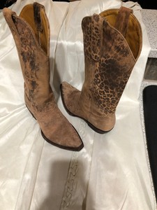 womens leopard cowboy boots