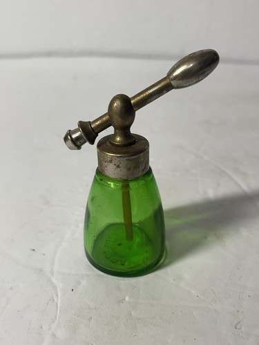 Antique perfume bottle Green Glass atomizer - Picture 2 of 8