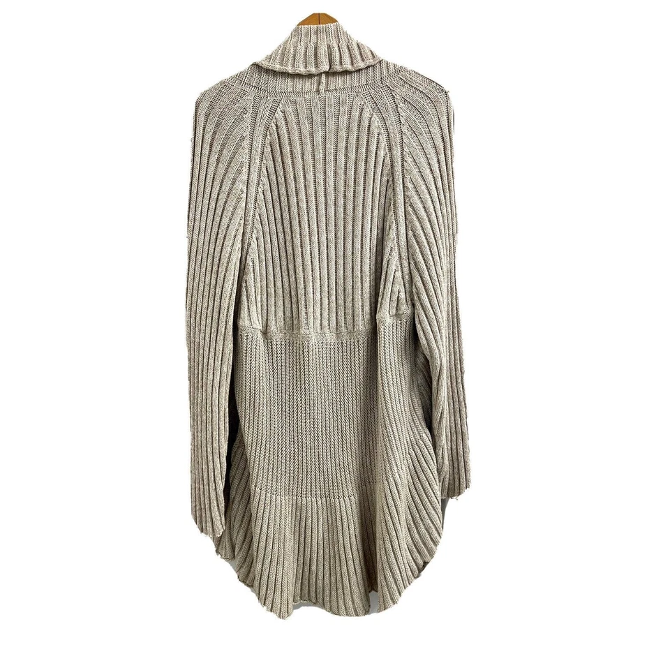 Maxi Cárdigan APT 9 3x Gris Plateado Metálico Foto 2 de 4