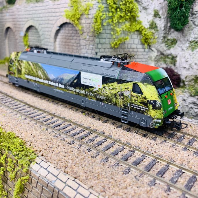 Roco H0 - 04169B - Locomotive électrique (1) - BR 1020.03 - ESU
