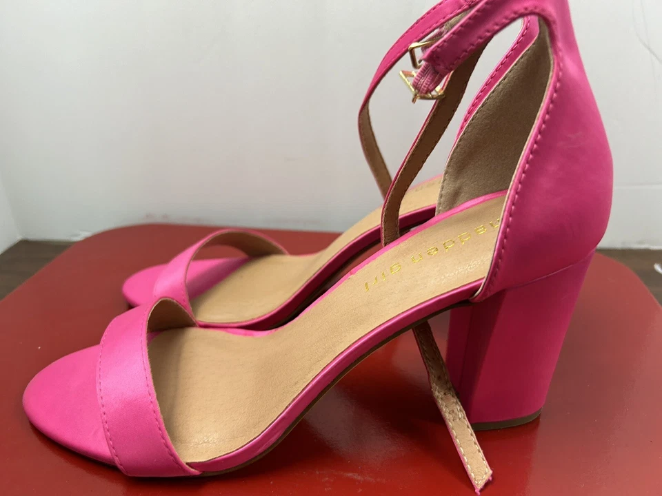 Sandalias de vestir Beella para mujer Madden Girl tacón rosa intenso talla 10M BarbieCore Foto 2 de 4