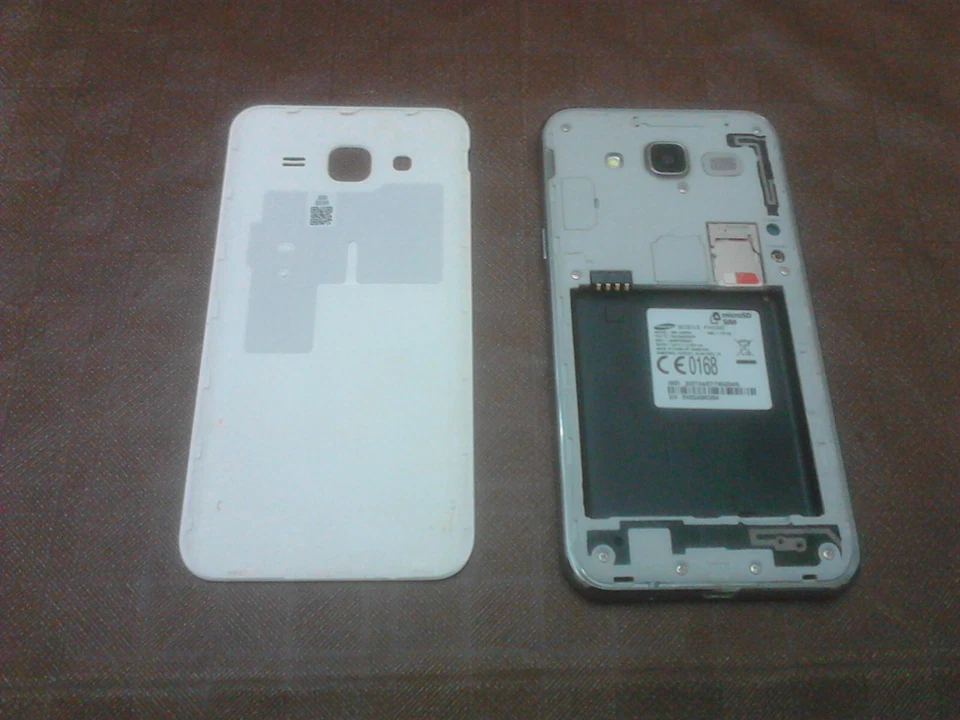 Samsung  Galaxy  S5   ( AD USO RICAMBI )   sigla telaio SMJ5000FM+ALTRI RICAMBI - Immagine 4 di 4