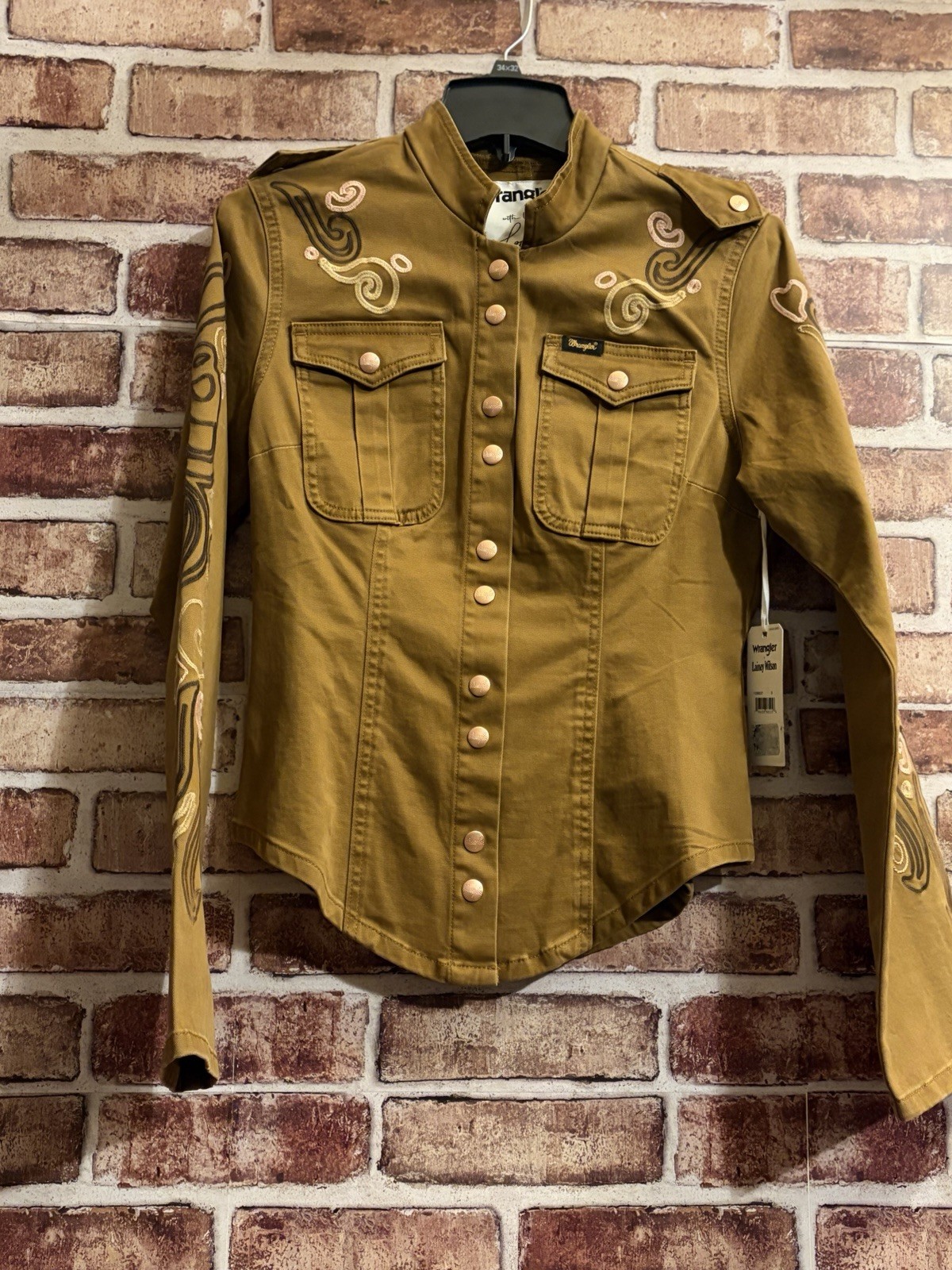 Wrangler  x Lainey Wilson Women’s Embroidered Utility Jacket Small NWT Brown