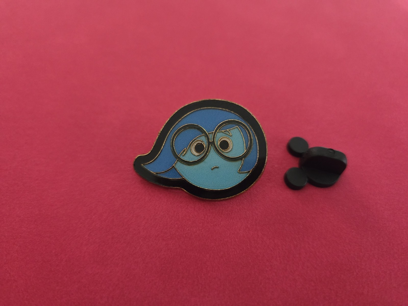 2015 Inside Out Sadness Booster Pin Character Face Collection Disney Pixar (D)