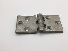 ROVER P5 / P5B Saloon Front door hinge. NOS.  Part no 350963.