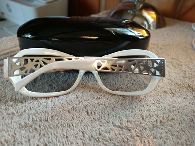 THIERRY MUGLER VINTAGE SUNGLASSES WHITE WITH FILIGREE STARS  display picture 2