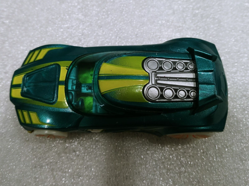 2016 HOT WHEELS - CHICANE 55/250 - HW GLOW WHEELS 10/10 - 1:64 - Picture 7 of 9