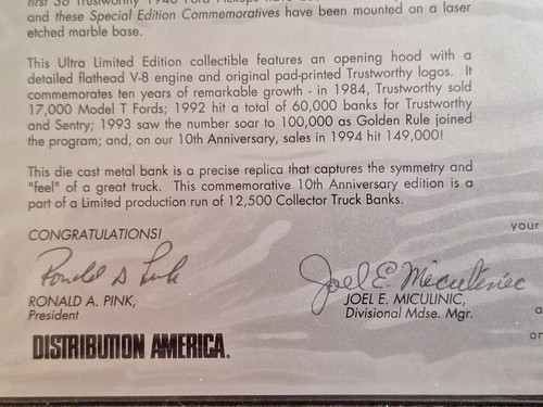 Extremely Rare Only 36 Made in 1994 - Trustworthy Hardware 1940 FORD PICKUP Bank - Picture 17 of 18