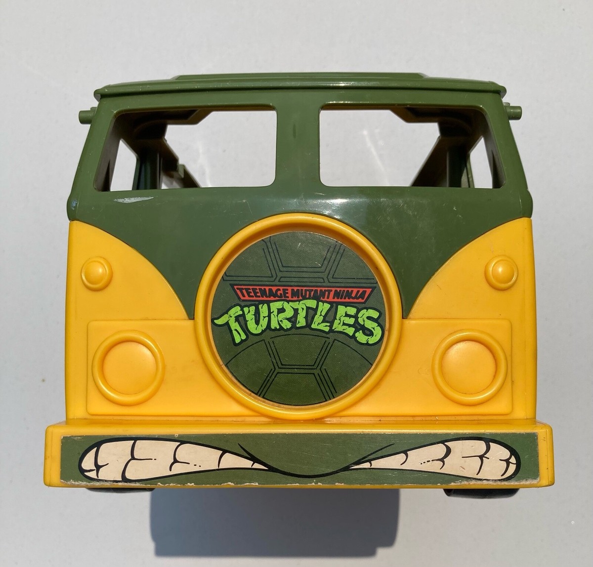 Playmates Toys 5622 Turtle Party Wagon Mutant Attack Van (1989
