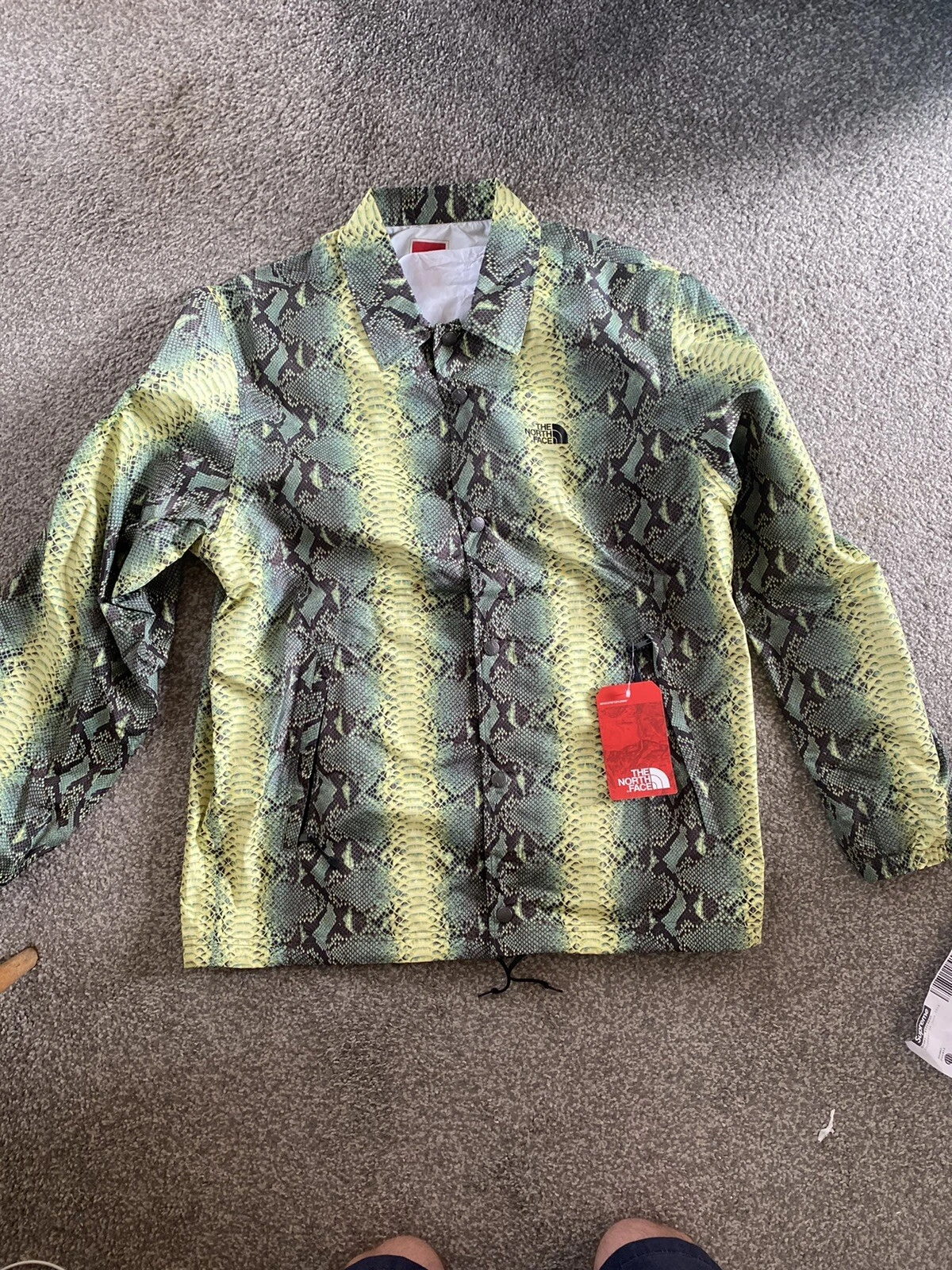 VESTE COACHES SUPREME THE NORTH FACE VERTE M MOYEN DSWT
