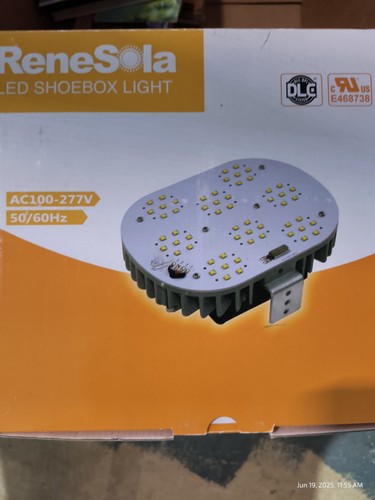 ReneSola 80W LED Shoebox Light Retrofit Kit Lamp 5700K RSB080C01 Wall Mount - Picture 2 of 5