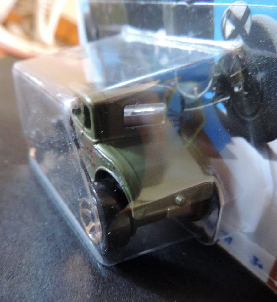 1:64 Hot Wheels Ford Model A Custom - 2025 Release - NEW In Packet - Image 4 of 4