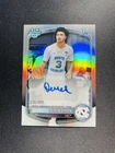 2025-26 Topps Bowman Chrome Auto Derek Dixon 1st Refractor /499 UNC EF81