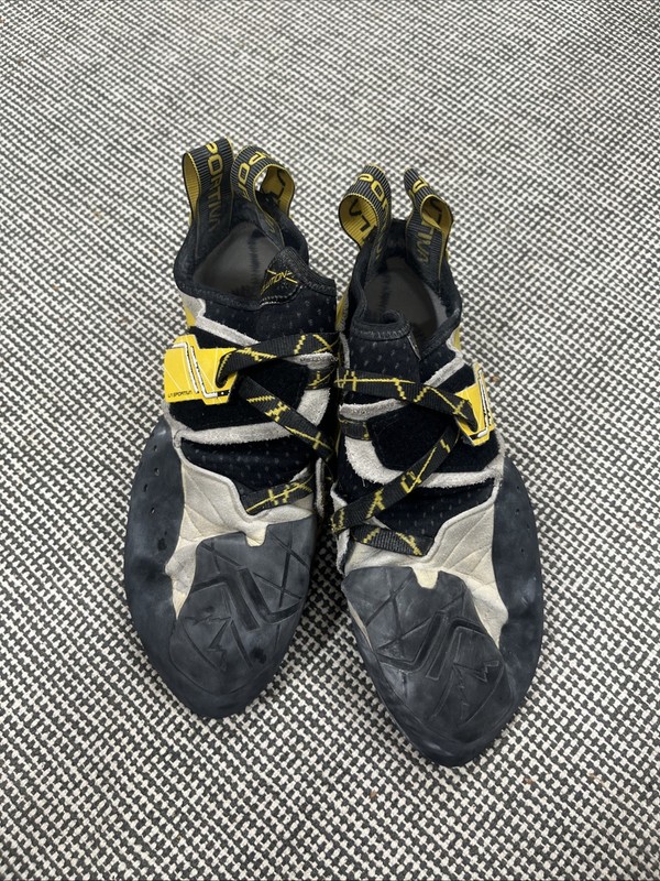 La Sportiva Solution Climbing Shoes Men’s EU 43 1/2 US 10 1/2 (Well Used)