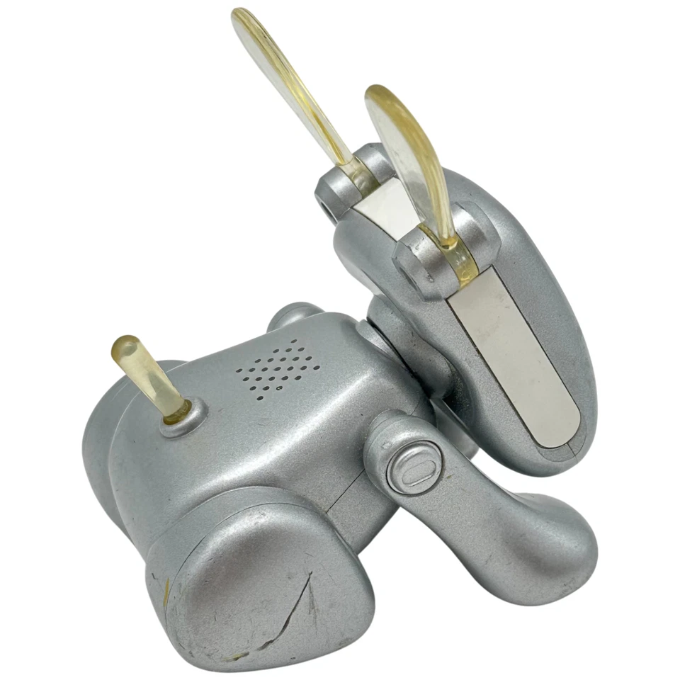 I-Dog Pup Silver Música Interactiva Reproduciendo Luz Intermitente Mascota Hasbro 2005 Foto 2 de 4