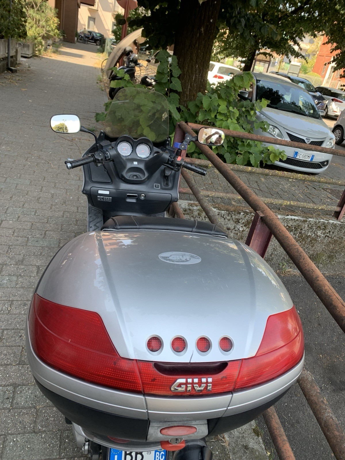 Honda Jazz 250 foto 6