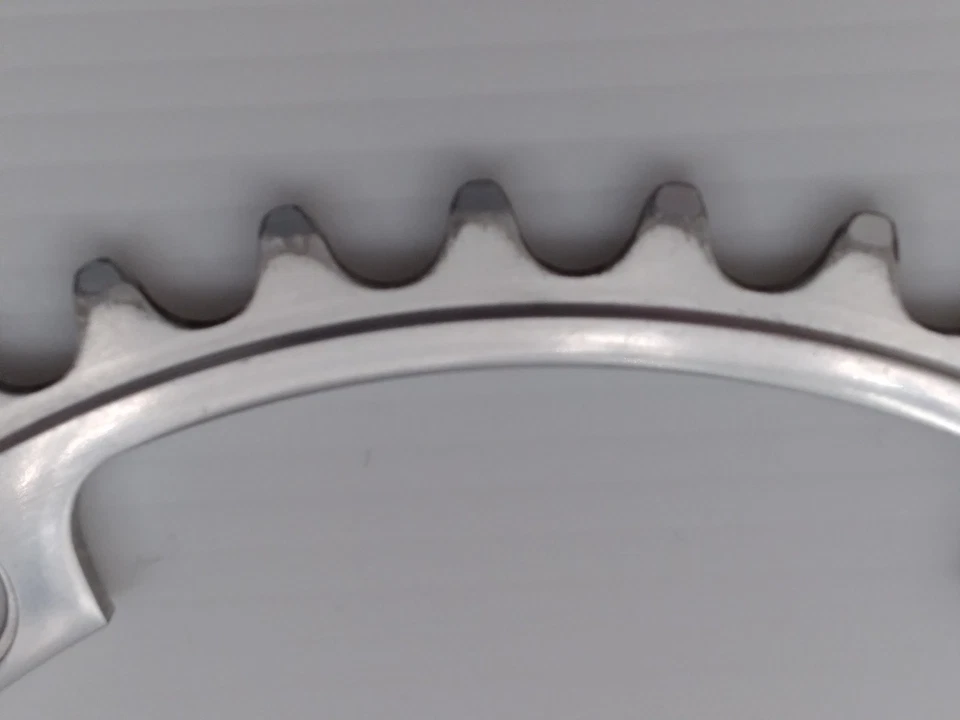 Plato de carretera Campagnolo Super Record patente 42 dientes patrón de 144 pernos en muy buena condición Foto 4 de 4