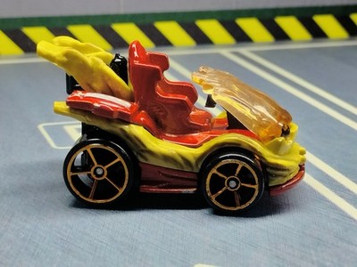 2016 Mattel Hot Wheels Marvel GROOT GO-KART DXM05 Diecast Toy