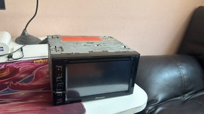 pioneer car stereo double din AVH-275BT 6.2-inch touchscreen