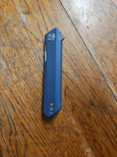 Bestechman MINI Dundee In G10 and D2 Awesome Light Weight Edc Knife