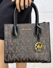 MICHAEL KORS MERCER MESSENGER MD CROSSBODY BAG 3D Black CLEARANCE