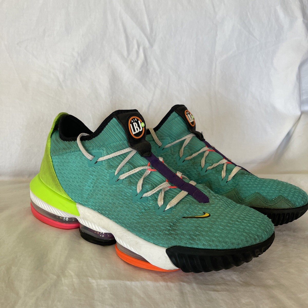 lebron 16 low hyper jade