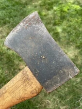 Vintage metal axe head lawn hand tool (head only) BL