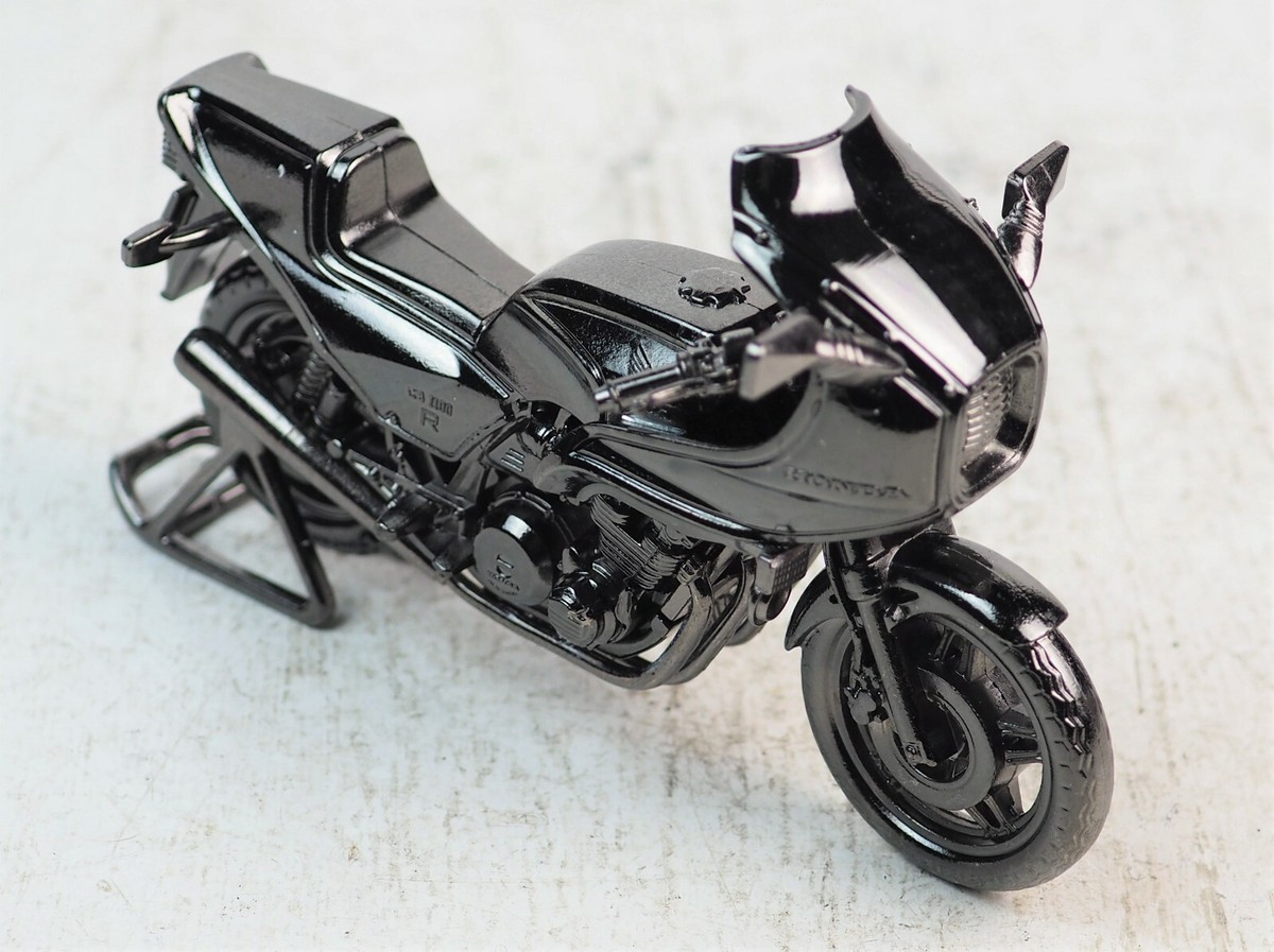 MINICHAMPS (1/12) ホンダ CB1100 R Minichamps 1:12 Honda CB 1100 R Year 1982 white / red / blue