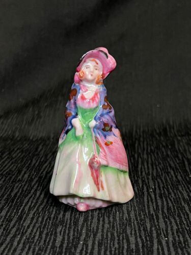 Made in Japan COPYCAT Royal Doulton Figur Paisley Schal Dame
