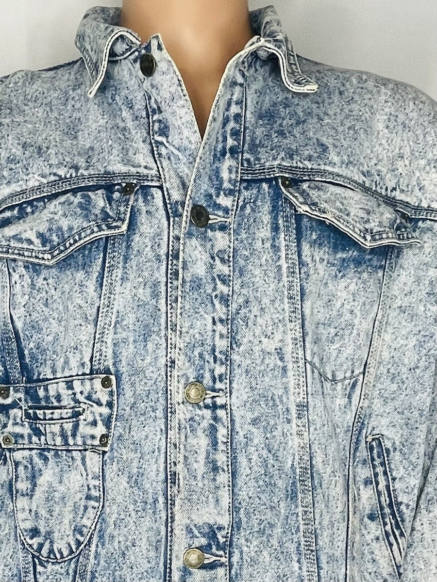 Stay Tuned Diamond Wash Men's Medium Long Sleeve Button Up