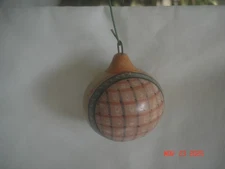 Vintage SIGNED JIMON HAND-PAINTED TONALA MEXICO FOLK ART POTTERY BALL ORNAMENT