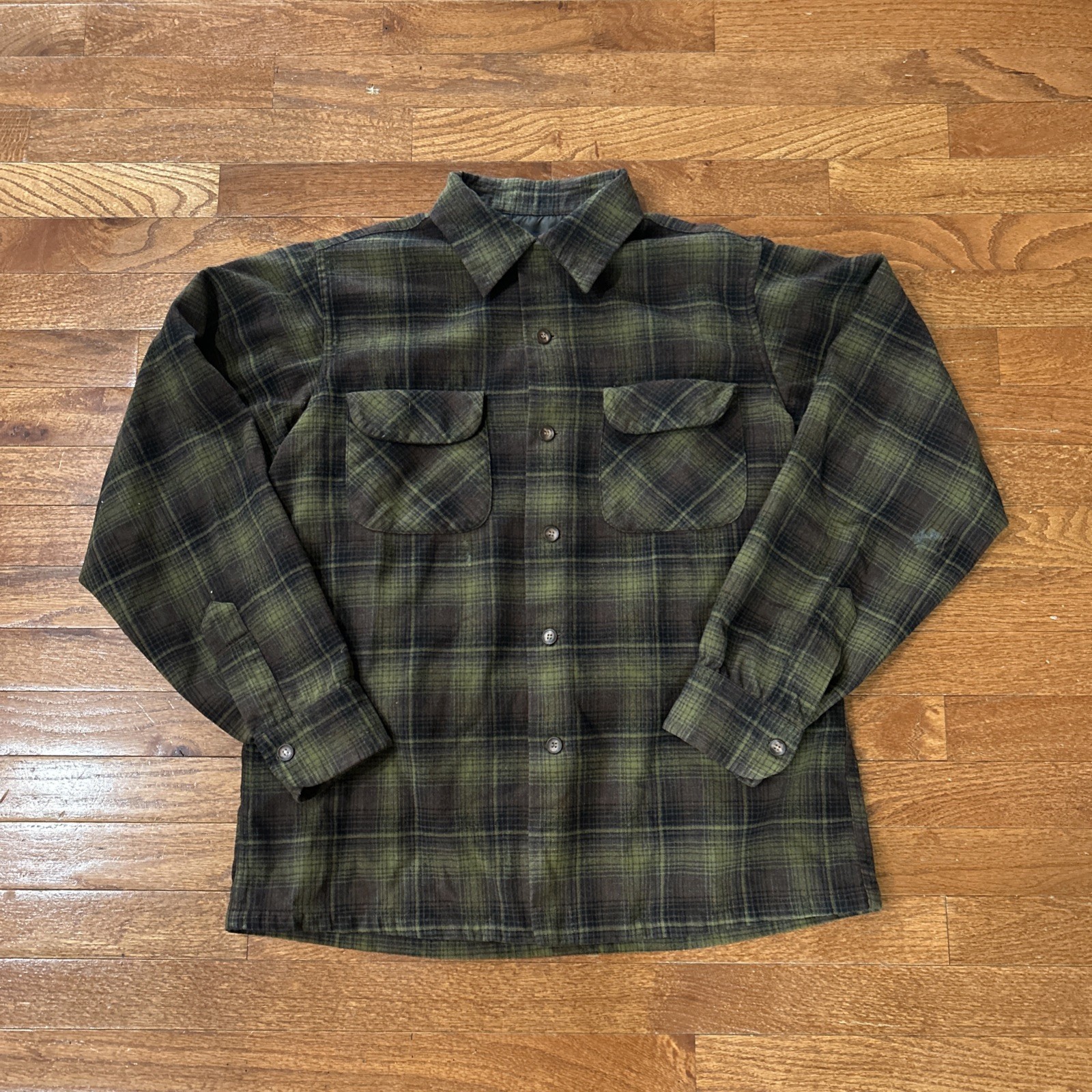 1960s Pendleton Shadow Plaid Loop Collar Button U… - image 1