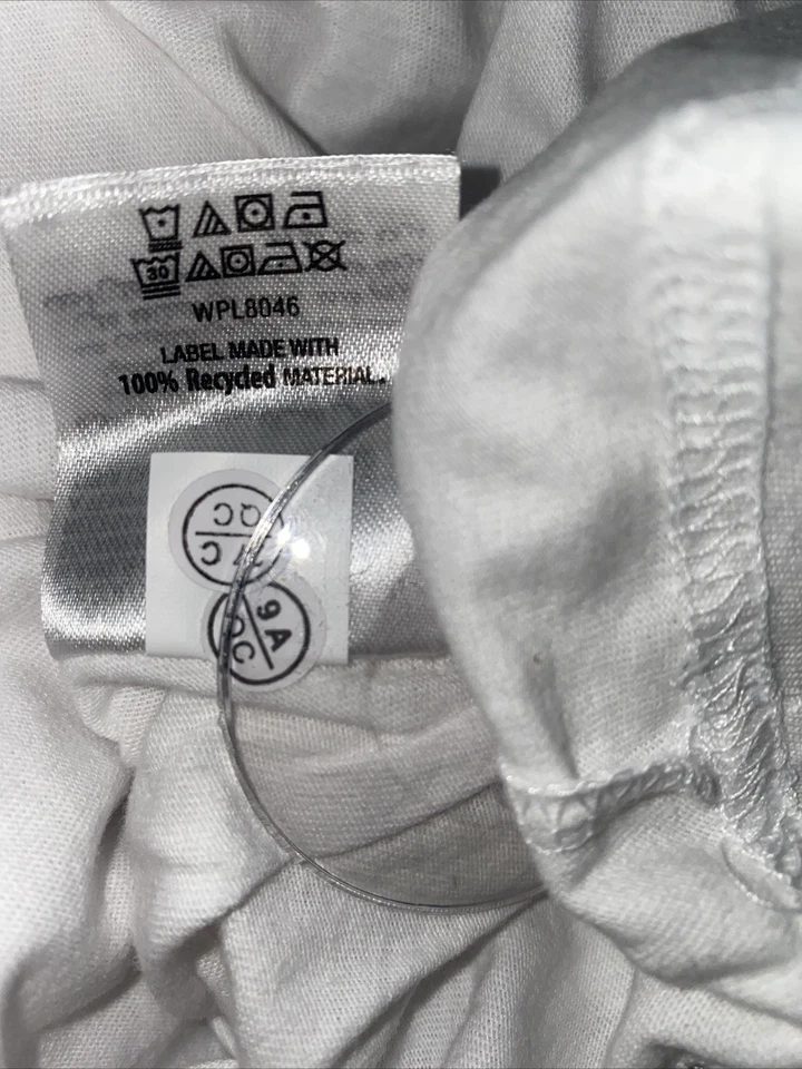 INC XXL Men’s Long Sleeve White W/skoal - Image 3 of 4