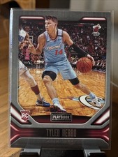 2019-20 Panini Chronicles - Playbook Tyler Herro #185 Teal (RC)