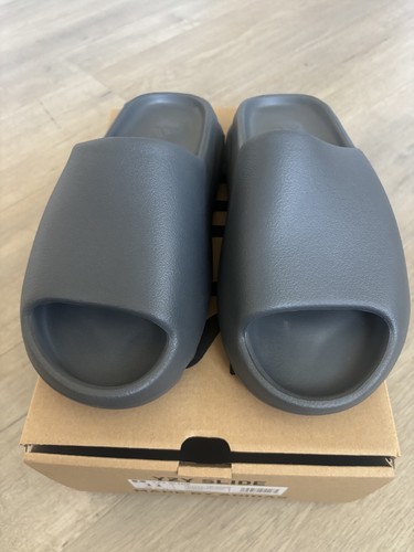 adidas Yeezy Yzy Slide Granite Size 11