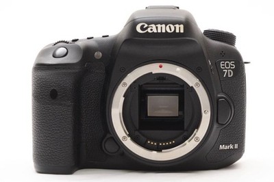 Canon EOS 7D Mark II Triple Lens Set Excellent Condition DSLR